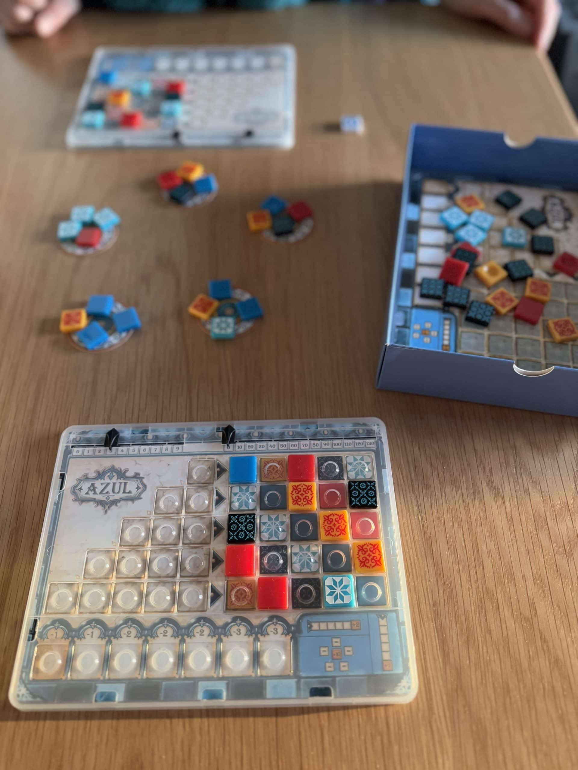 Photo of a pocket version of the "Azul" boardgame. © 2025 Norbert Woehnl Photography.