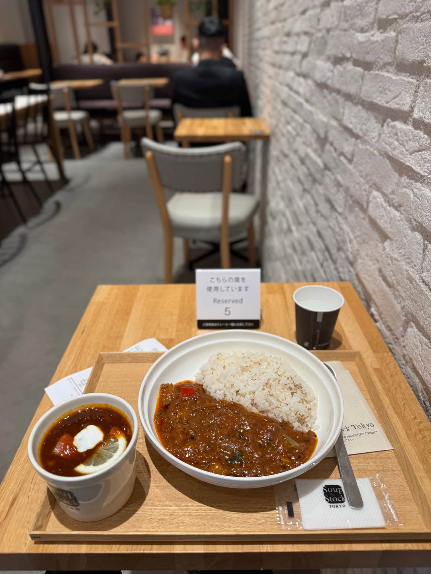 Lunch set of Ratatouille Curry and Borscht at "Soup Stock Tokyo" in Toyosu, Tokyo. © 2025 Norbert Woehnl Photography.