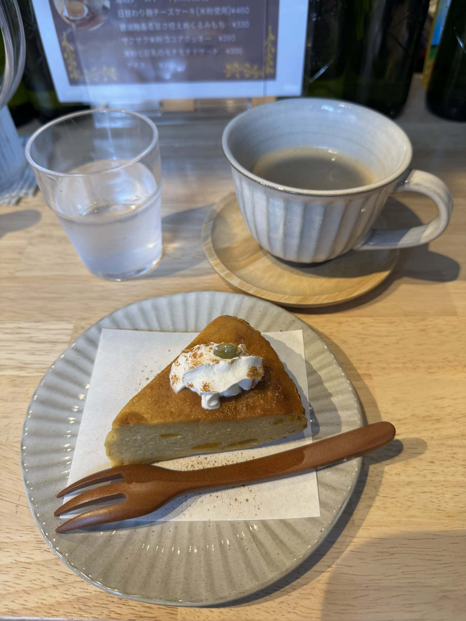 Dessert at cafe chocotto in Komagome, Tokyo. © 2025 Norbert Woehnl Photography.